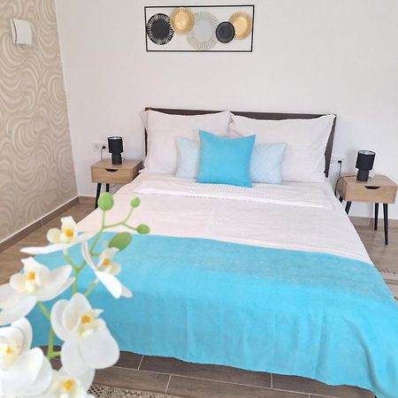 Varfal Apartman Eger Luaran gambar