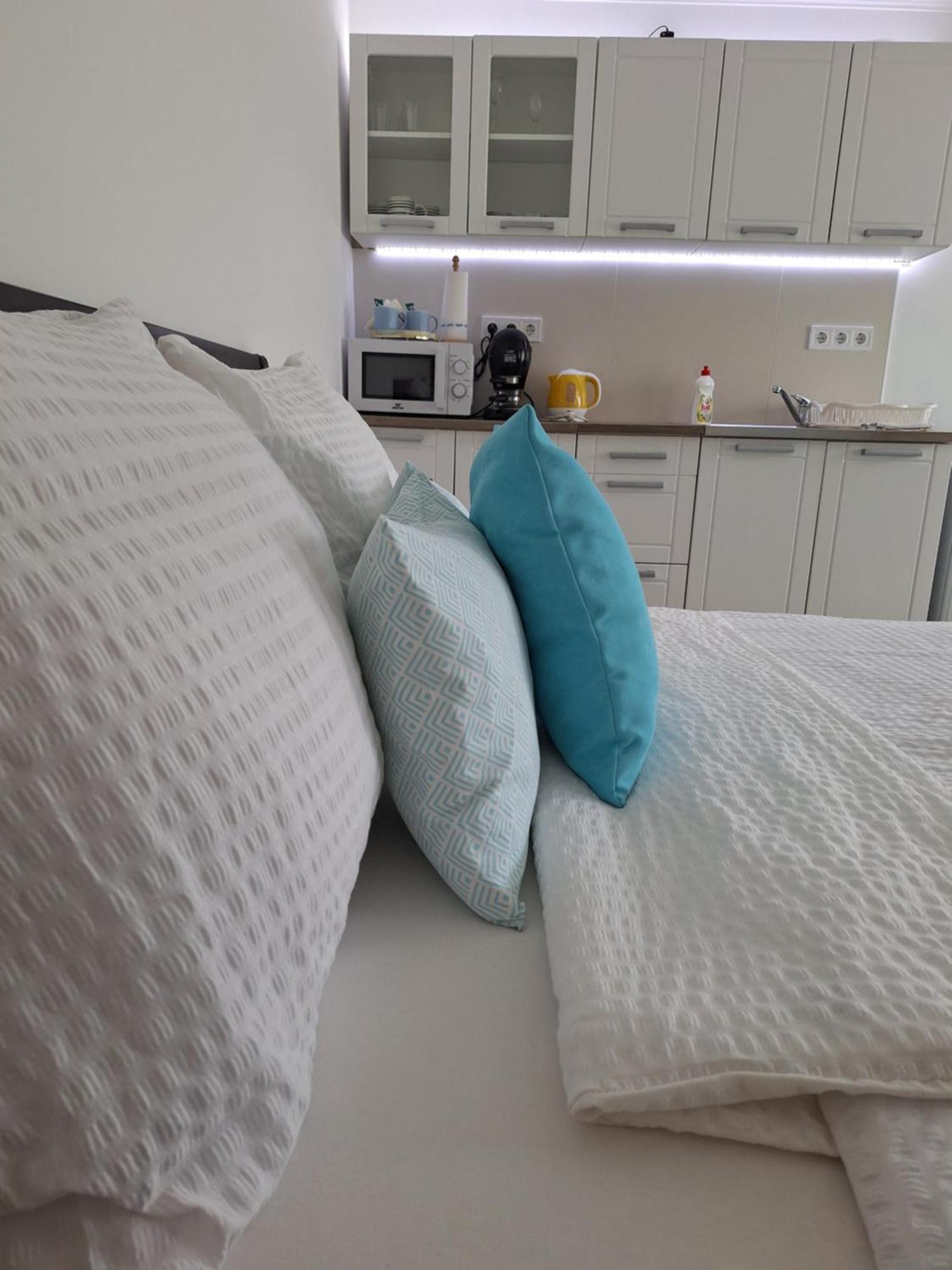 Varfal Apartman Eger Luaran gambar