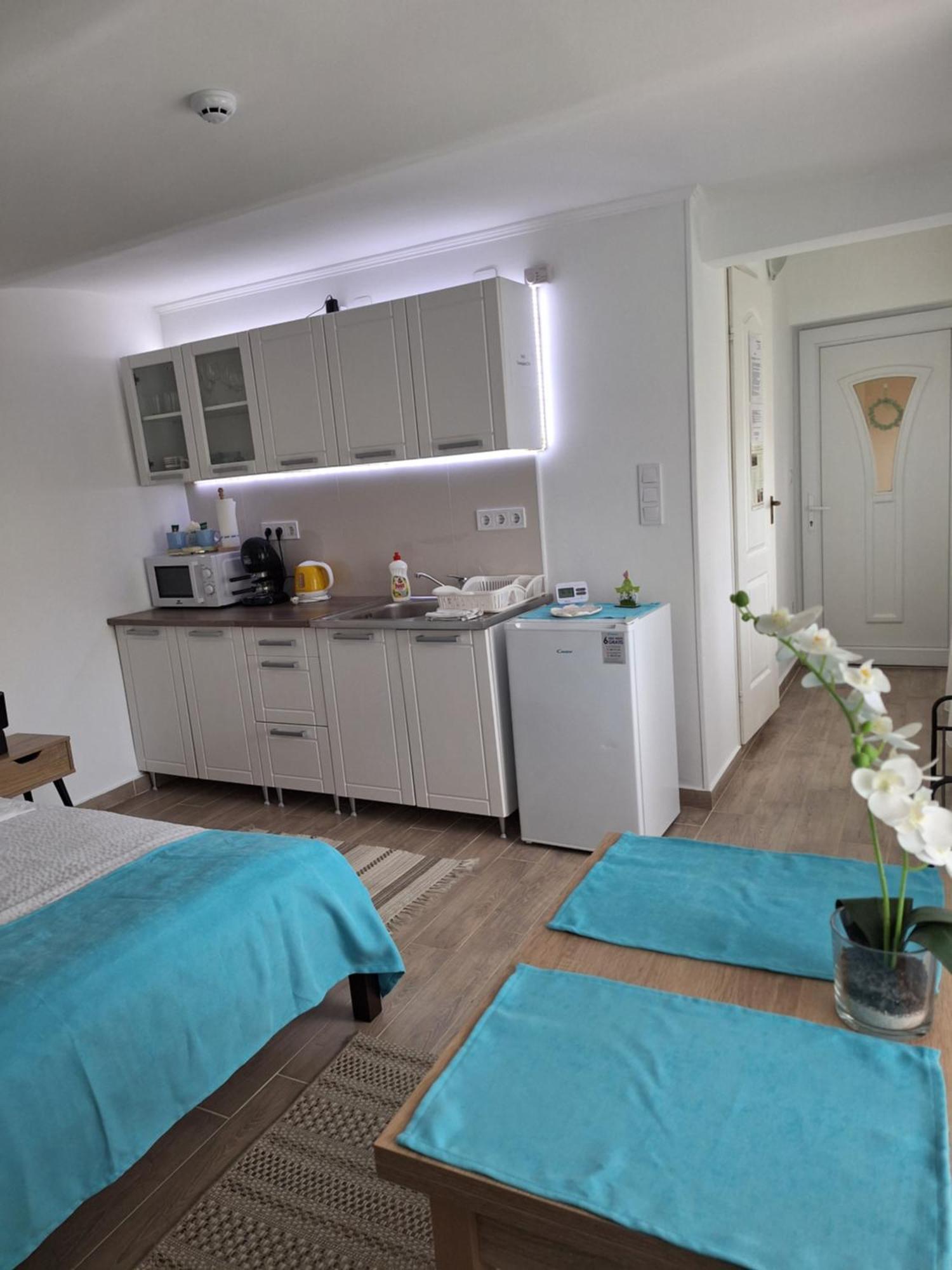 Varfal Apartman Eger Bilik gambar